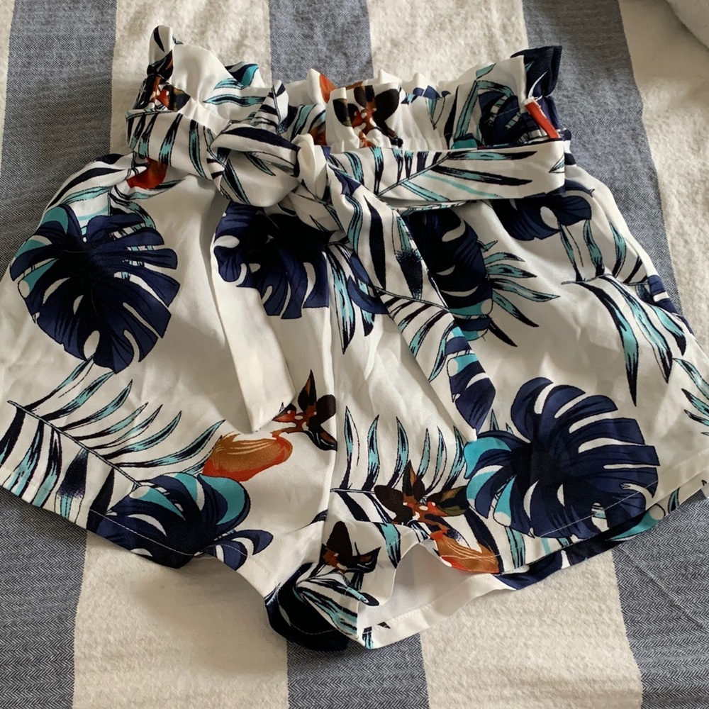 Tropical Print Women's Shorts